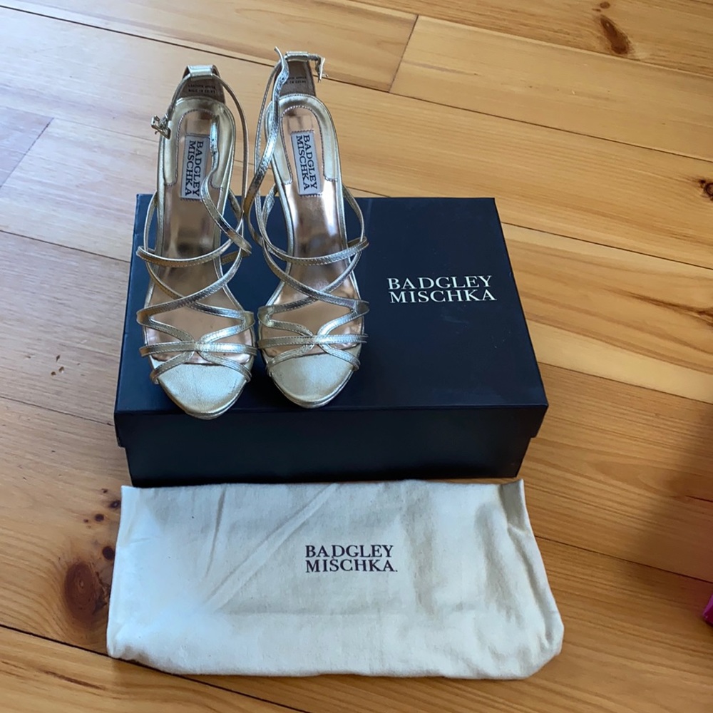 Badgley Mischka Gold Heels